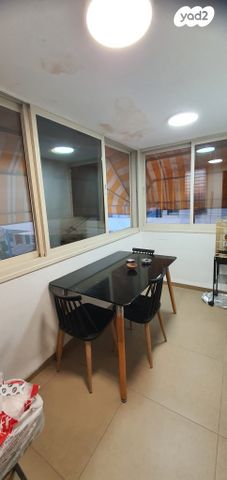 גג/ פנטהאוז, הגפן 9, חיפה