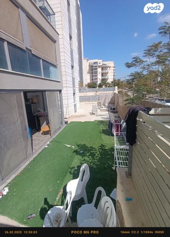 דירת גן, נתיבות מערב, נתיבות