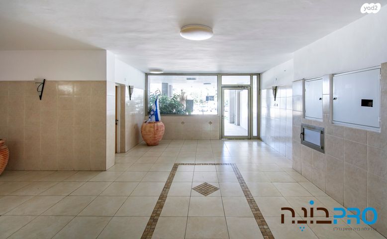 דירה, התורמוס, קרית ראשון, ראשון לציון