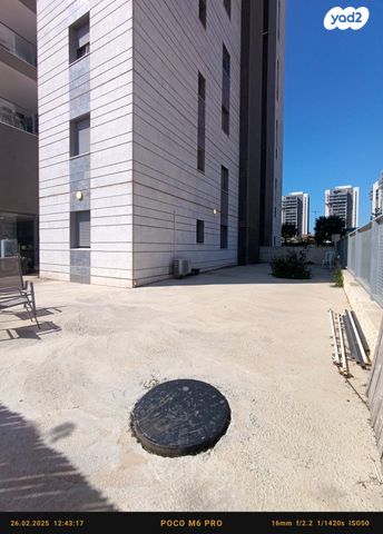 דירת גן, נתיבות מערב, נתיבות