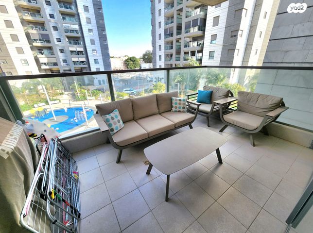 דופלקס, צאלון, אבן גבירול, רחובות