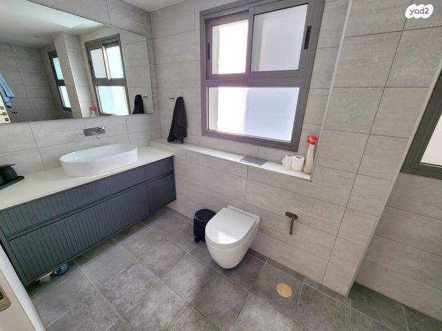 דופלקס, צאלון, אבן גבירול, רחובות