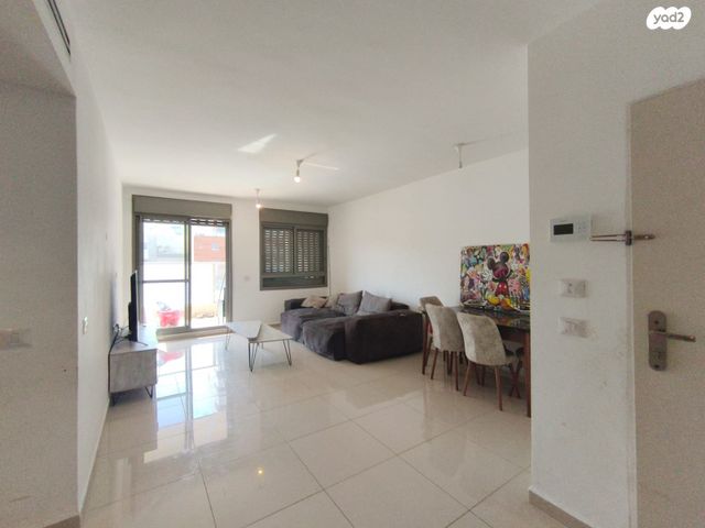 דירה, שוהם 94, אבני חן, חריש