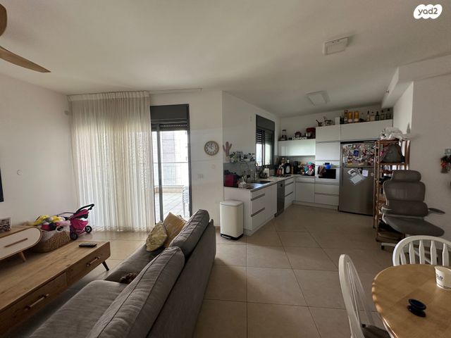 דירה, הדודאים, עין הים, חדרה