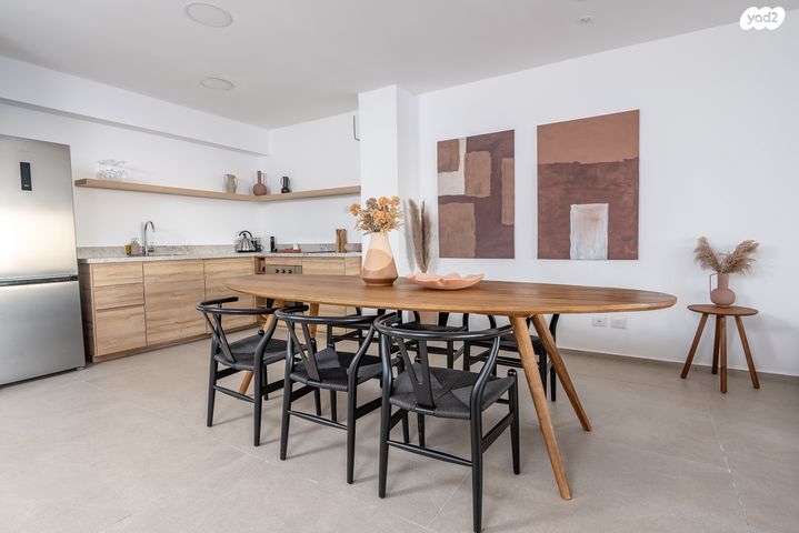 גג/ פנטהאוז, עין דור 11, שער פלמר, תחנת רכבת השמונה, חיפה