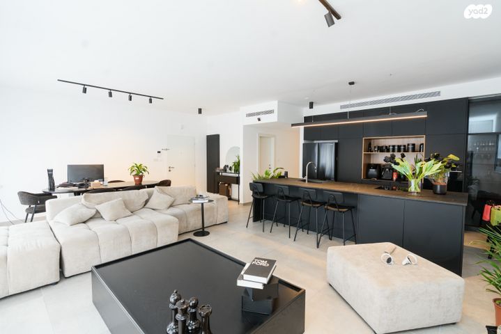 גג/ פנטהאוז, אור ים, אור עקיבא