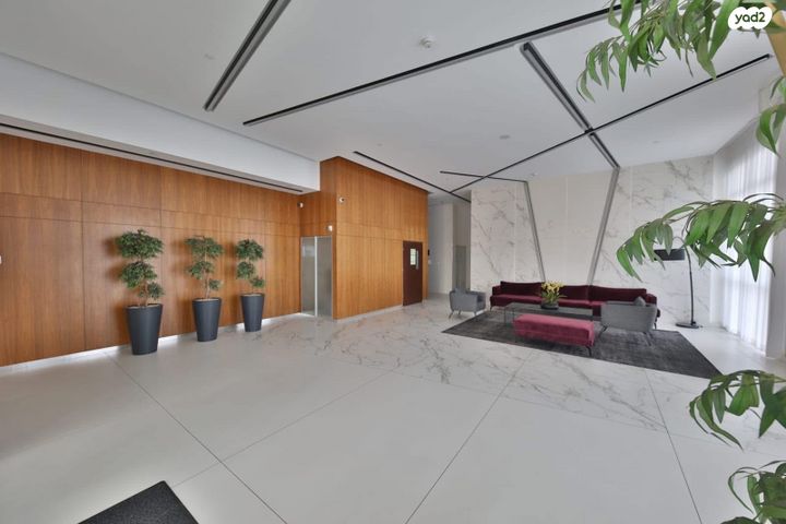 דירה, ש"י עגנון, משכנות האומנים, קרית מוצקין