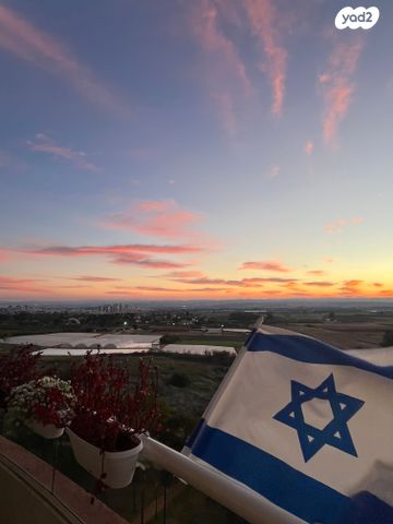 בית פרטי/ קוטג', הכרמל, גבעת סביון החדשה, גני תקווה