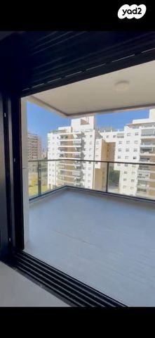 דירה, משה רינת 4, קרית רבין, חולון