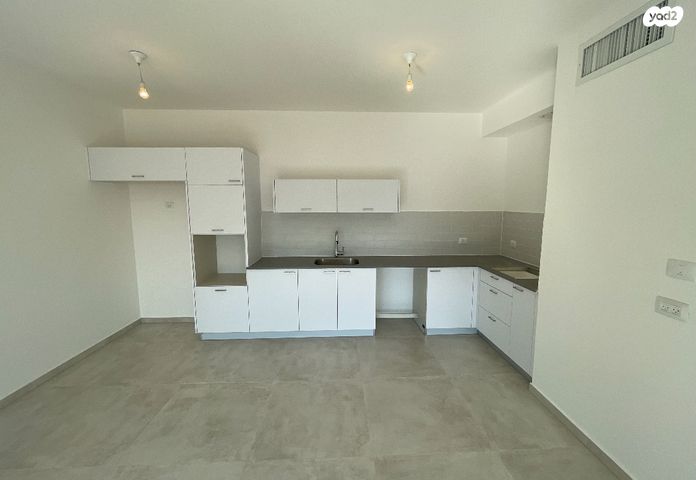 דירה, משה רינת 4, קרית רבין, חולון