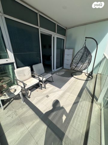 דירה, דרך מנחם בגין 144, מונטיפיורי, הרכבת, תל אביב יפו