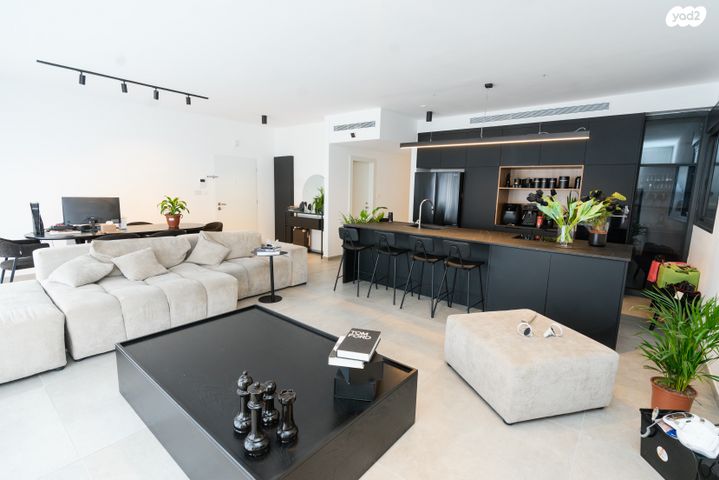 גג/ פנטהאוז, אור ים, אור עקיבא