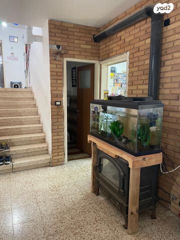 בית פרטי/ קוטג', בית אריה / עופרים