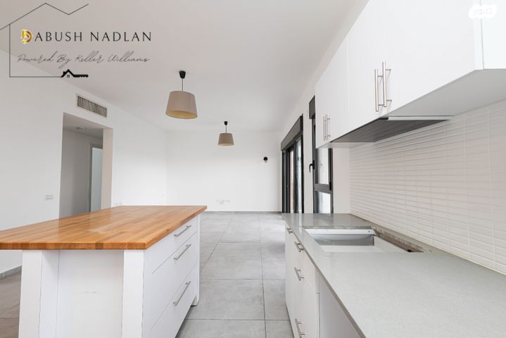 דירה, כפר יונה