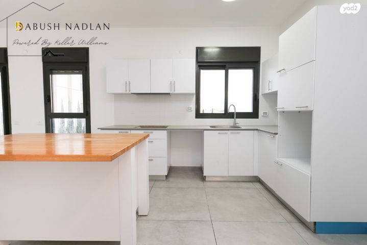 דירה, כפר יונה