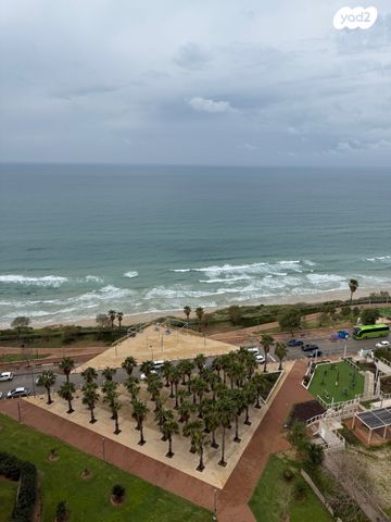 דירה, שדרות ניצה, צפון מערב מרכז העיר, נתניה