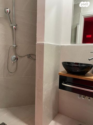 בית מלון, ארלוזורוב, שכונת חשמונאים, מרכז העיר א, רמת גן