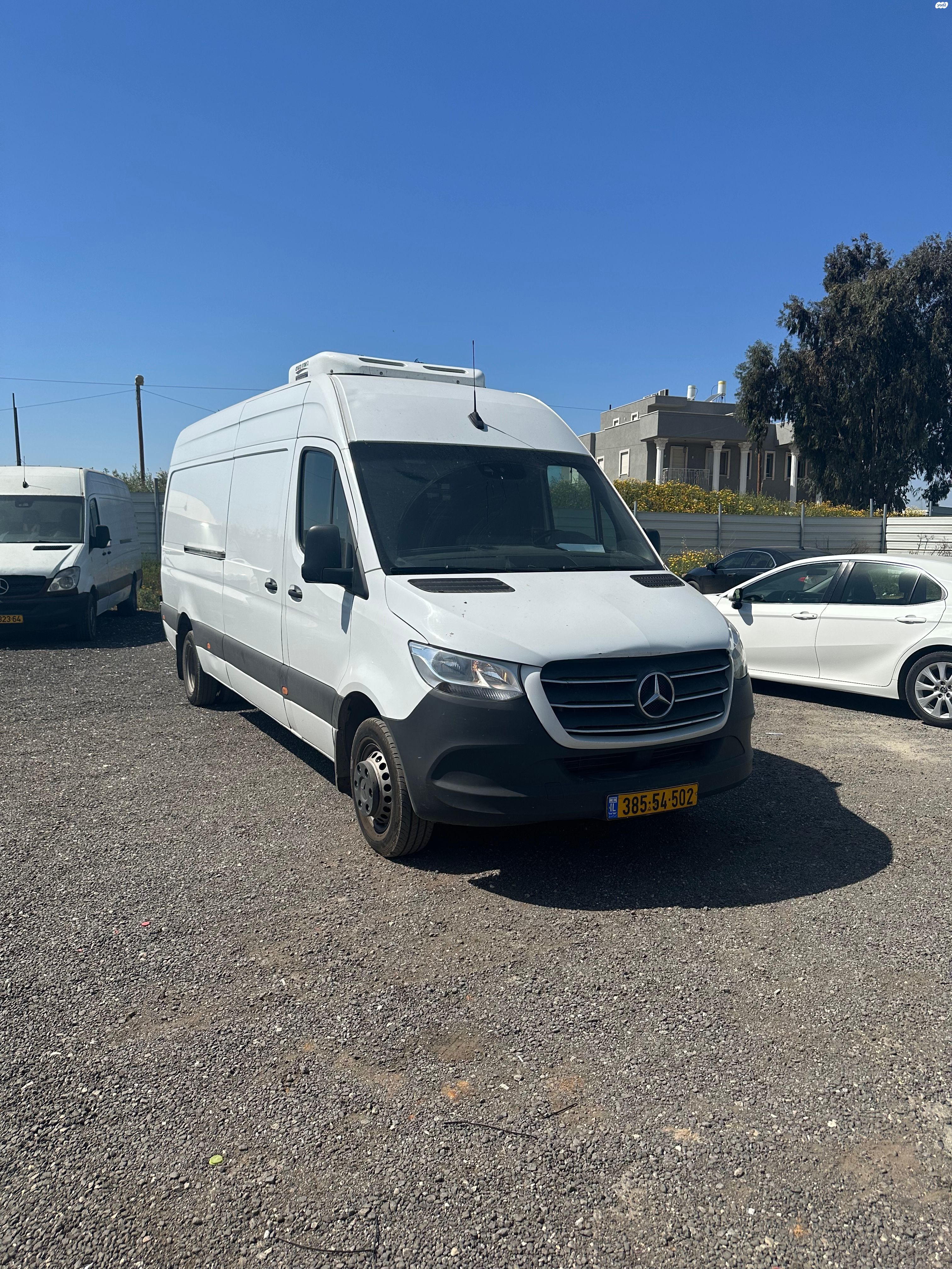 מודעת רכב מרצדס-בנץ ספרינטר