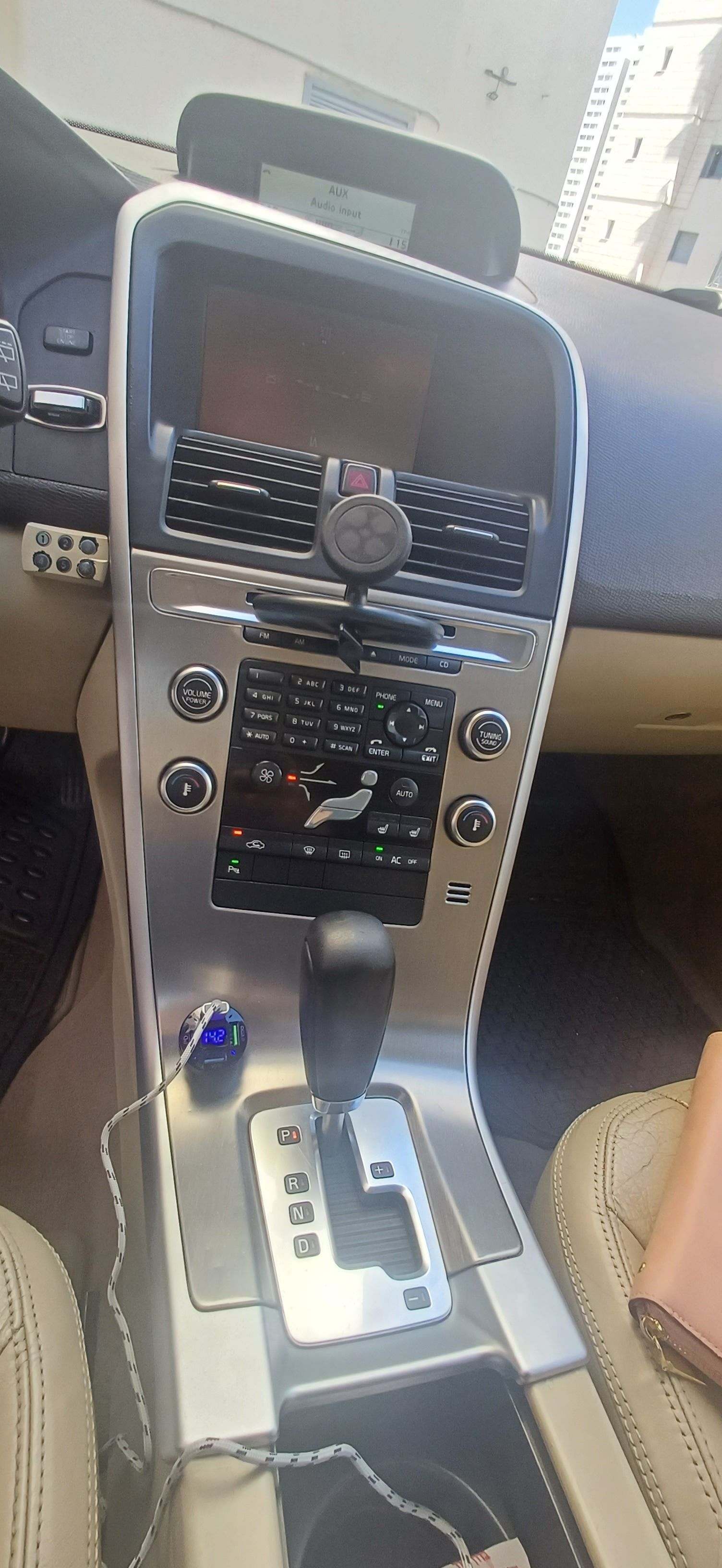 מודעת רכב וולוו XC60