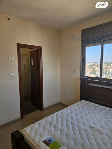 דירה, אלוף עוזי נרקיס, מרכז, כפר סבא