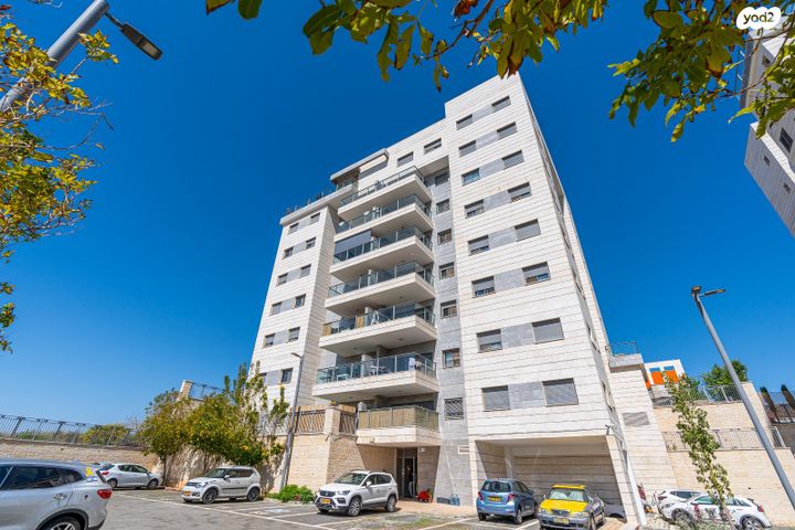 דירה, סביון 9, הפרחים, חריש