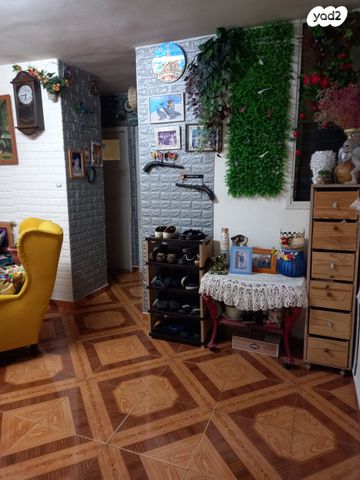 דירה, יצחק בן צבי 22, פאר, חדרה