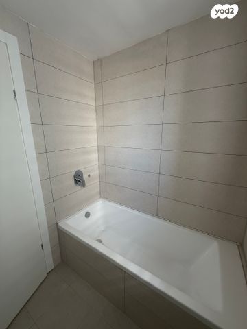 דירה, מרכז, הרצליה