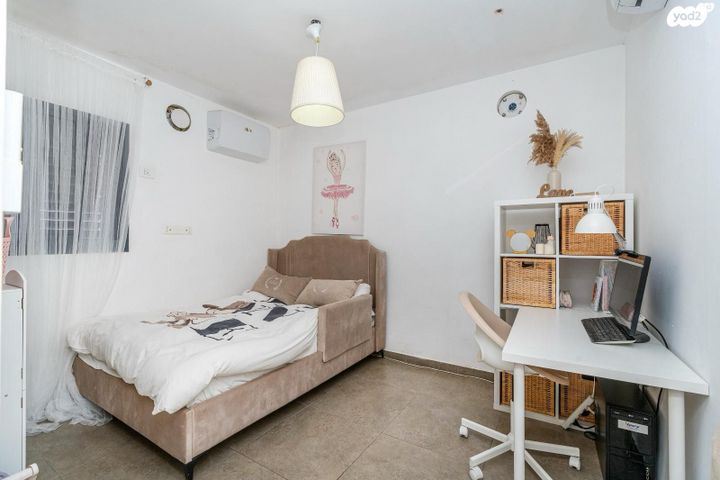 דירה, היובל, אור עקיבא