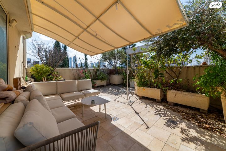 גג/ פנטהאוז, עמוס, תל אביב יפו