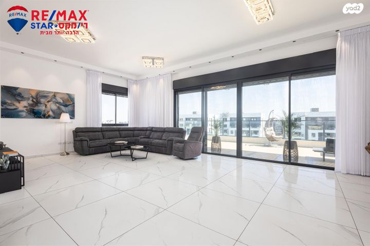 גג/ פנטהאוז, הרצליה