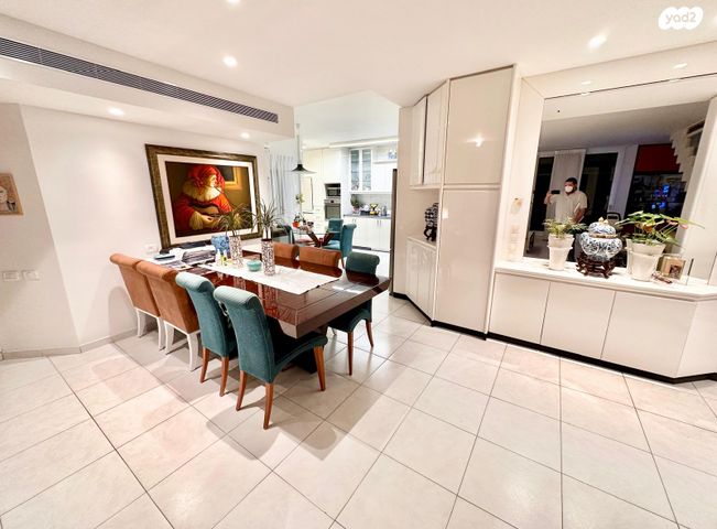 גג/ פנטהאוז, שאול אביגור, אזורי חן, גימל החדשה, תל אביב יפו