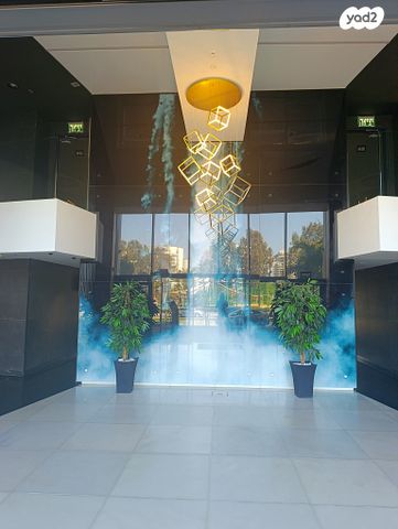 דירה, הנמל, נאות רבין, יבנה