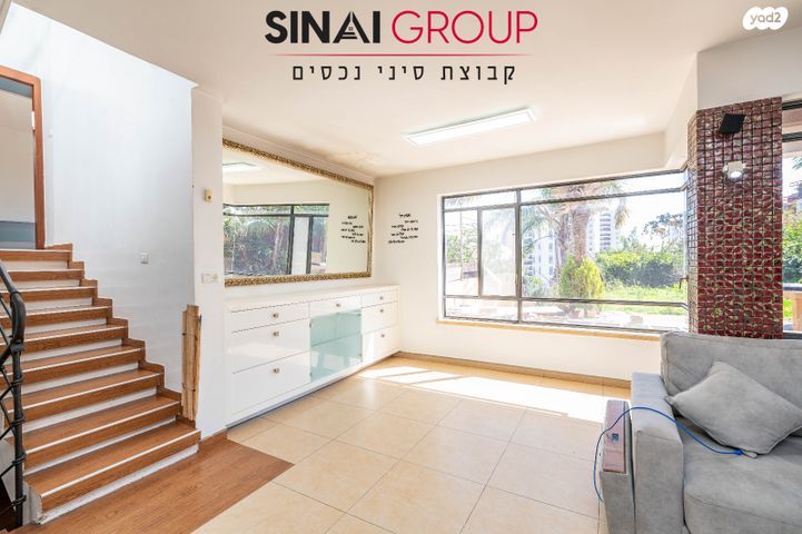 דו משפחתי, עמק חפר, נתניה