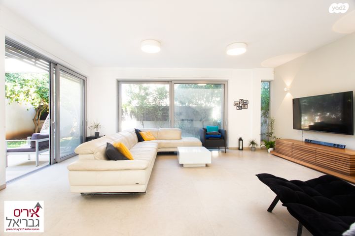 בית פרטי/ קוטג', רסקו ג', הוד השרון