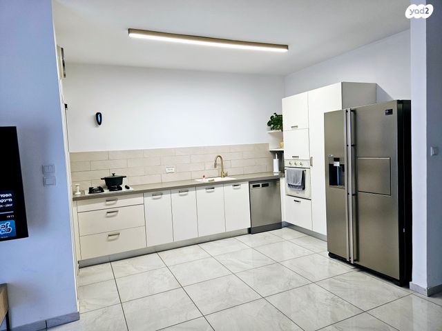 דירת גן, מוריה, מודיעין מכבים רעות