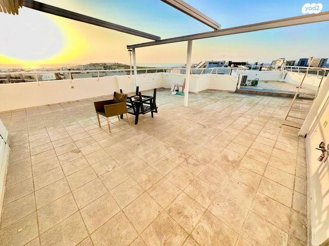 גג/ פנטהאוז, שאול אביגור, אזורי חן, גימל החדשה, תל אביב יפו