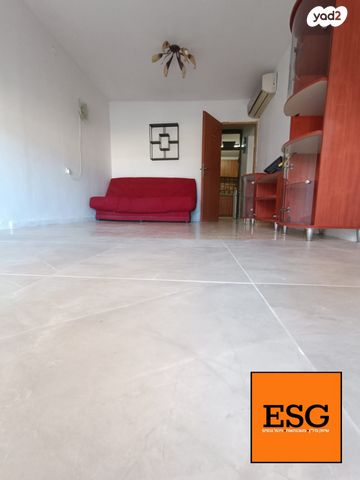 דירה, הרב קוק 23, רובע ב', אשדוד