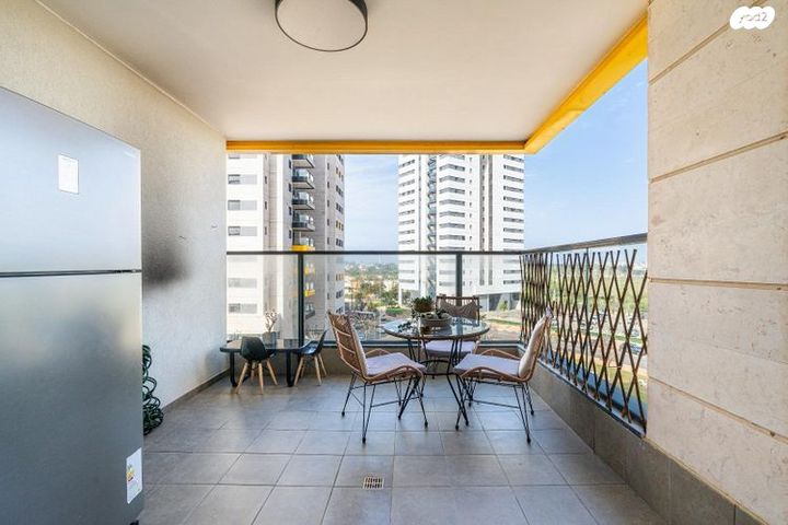 דירה, היובל, אור עקיבא