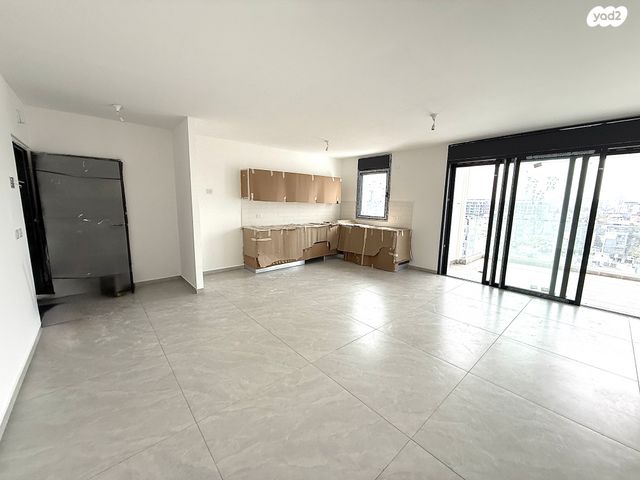 דירה, מרכז, הרצליה