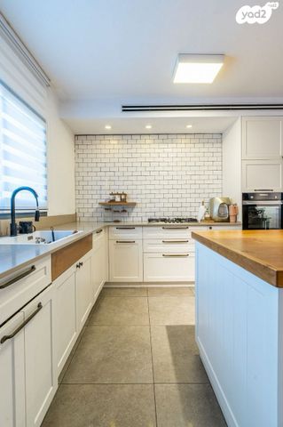 דירה, היובל, אור עקיבא