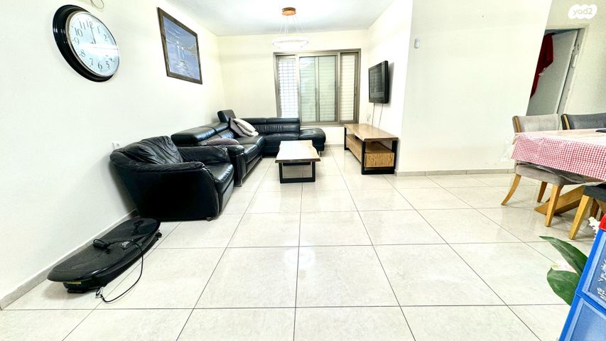 דירה, שדרות גולדה מאיר, קרית נורדאו, נתניה