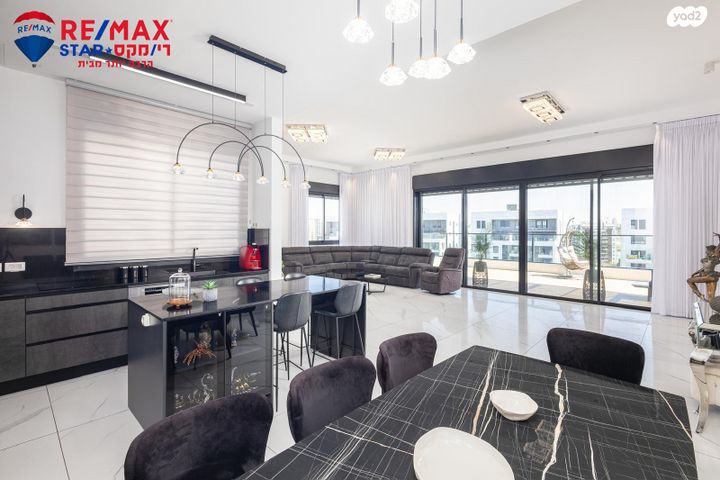 גג/ פנטהאוז, הרצליה