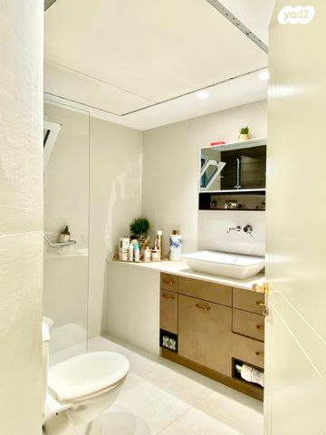 גג/ פנטהאוז, שאול אביגור, אזורי חן, גימל החדשה, תל אביב יפו