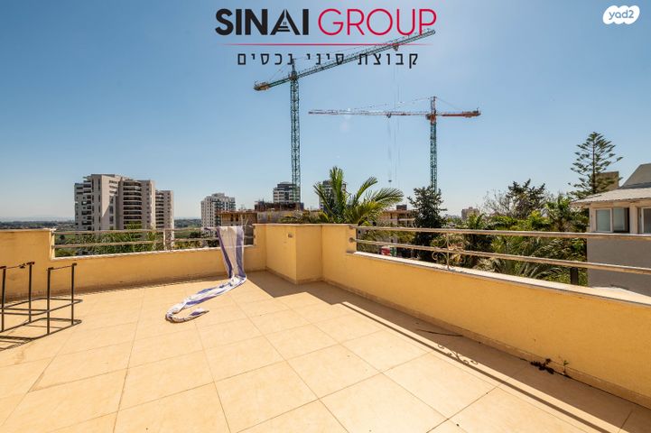 דו משפחתי, עמק חפר, נתניה