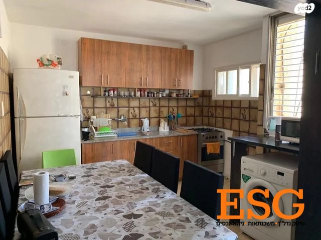 דירה, הרב קוק 23, רובע ב', אשדוד