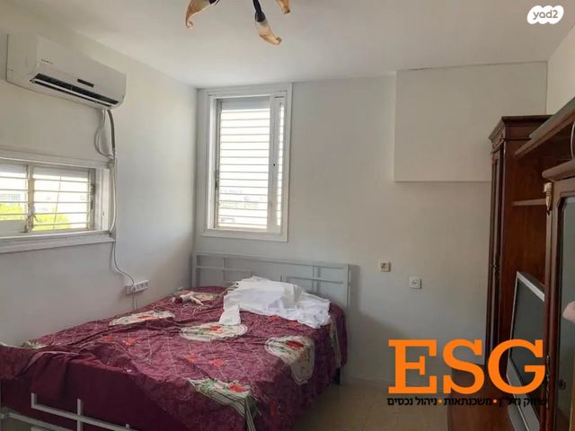 דירה, הרב קוק 23, רובע ב', אשדוד