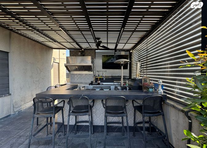 בית פרטי/ קוטג', חוף הכרמל, נווה חיים, חדרה