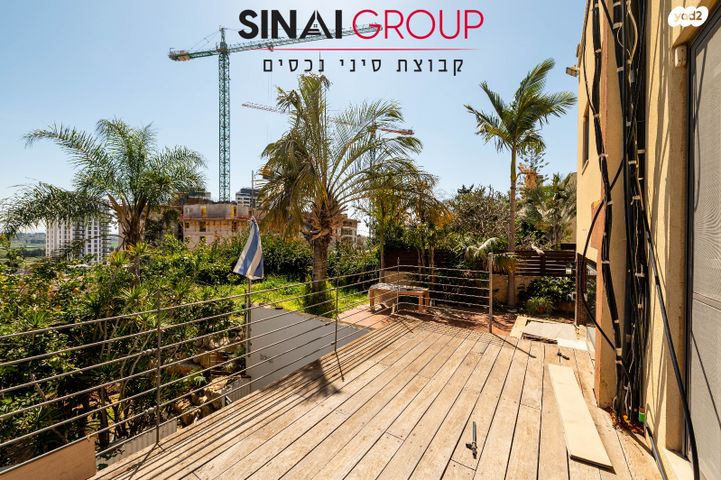 דו משפחתי, עמק חפר, נתניה