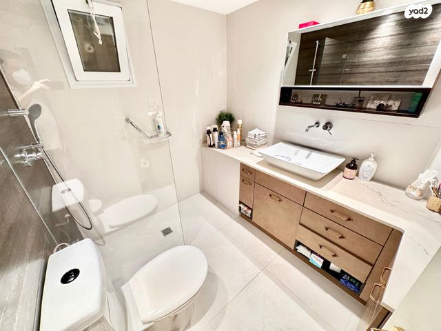 גג/ פנטהאוז, שאול אביגור, אזורי חן, גימל החדשה, תל אביב יפו