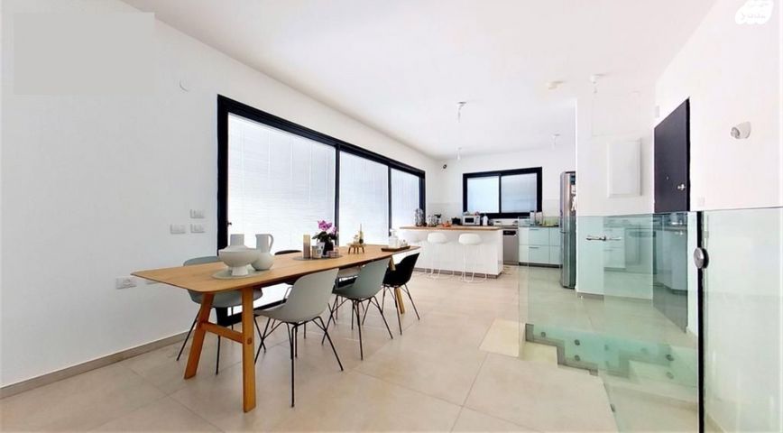 גג/ פנטהאוז, משה סנה, קרית שאול, תל אביב יפו